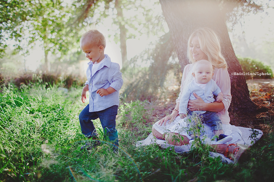 Tustin Orange County family session in park. Cedar Grove Park Tustin California session